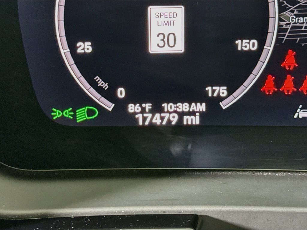 Certified 2024 Porsche Cayenne AWD/4WD image 14