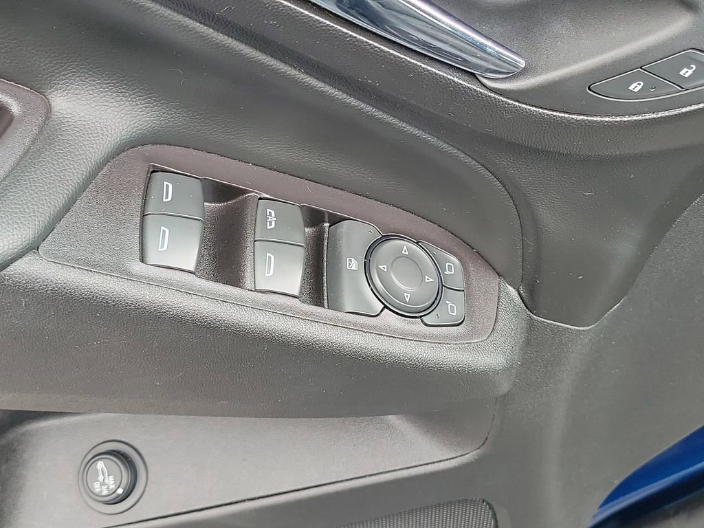 Used 2020 Chevrolet Equinox LT w/ Driver Convenience Package image 22