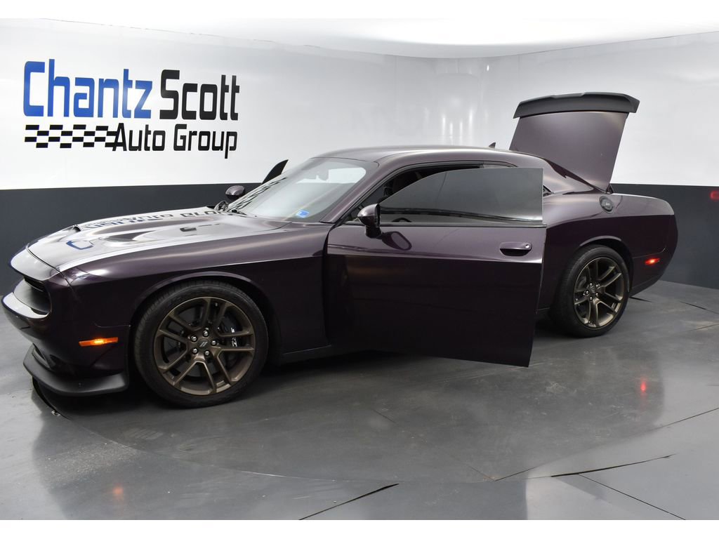 Used 2022 Dodge Challenger R/T Scat Pack w/ Dynamics Package RWD image 26