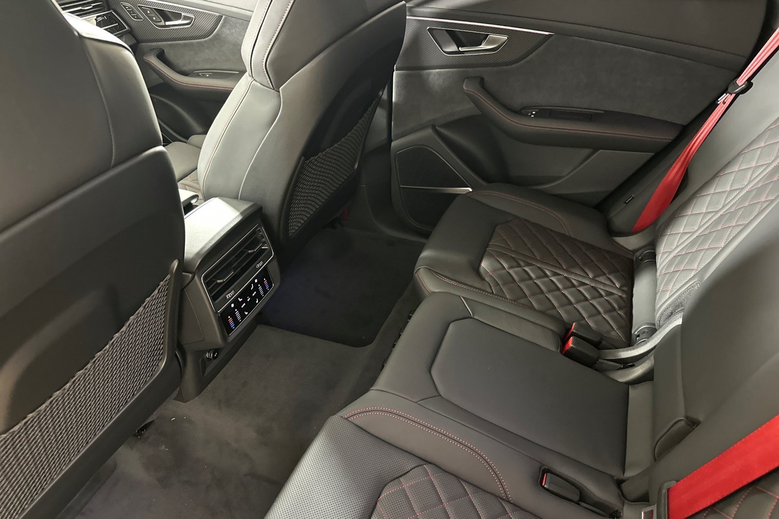 New 2026 Audi Q8 Prestige AWD/4WD image 11