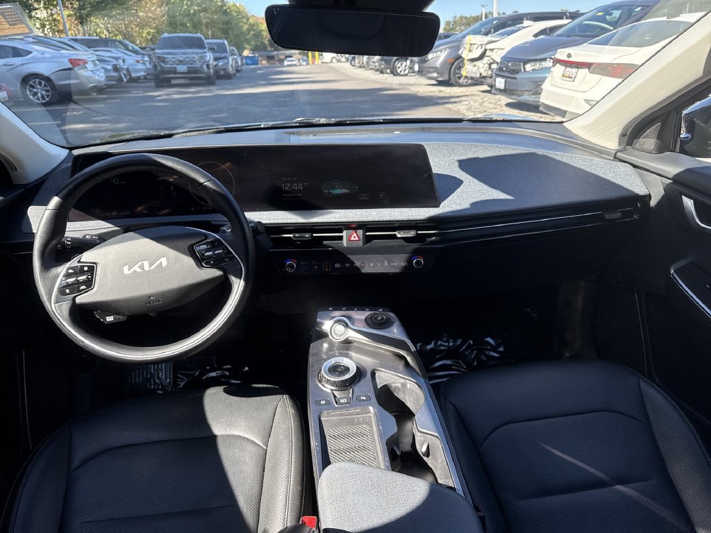 Used 2022 Kia EV6 Wind w/ Wind Technology Package AWD/4WD image 22