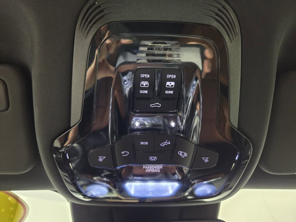 Used 2024 Alfa Romeo Giulia Ti w/ Active Assist Plus Package image 16