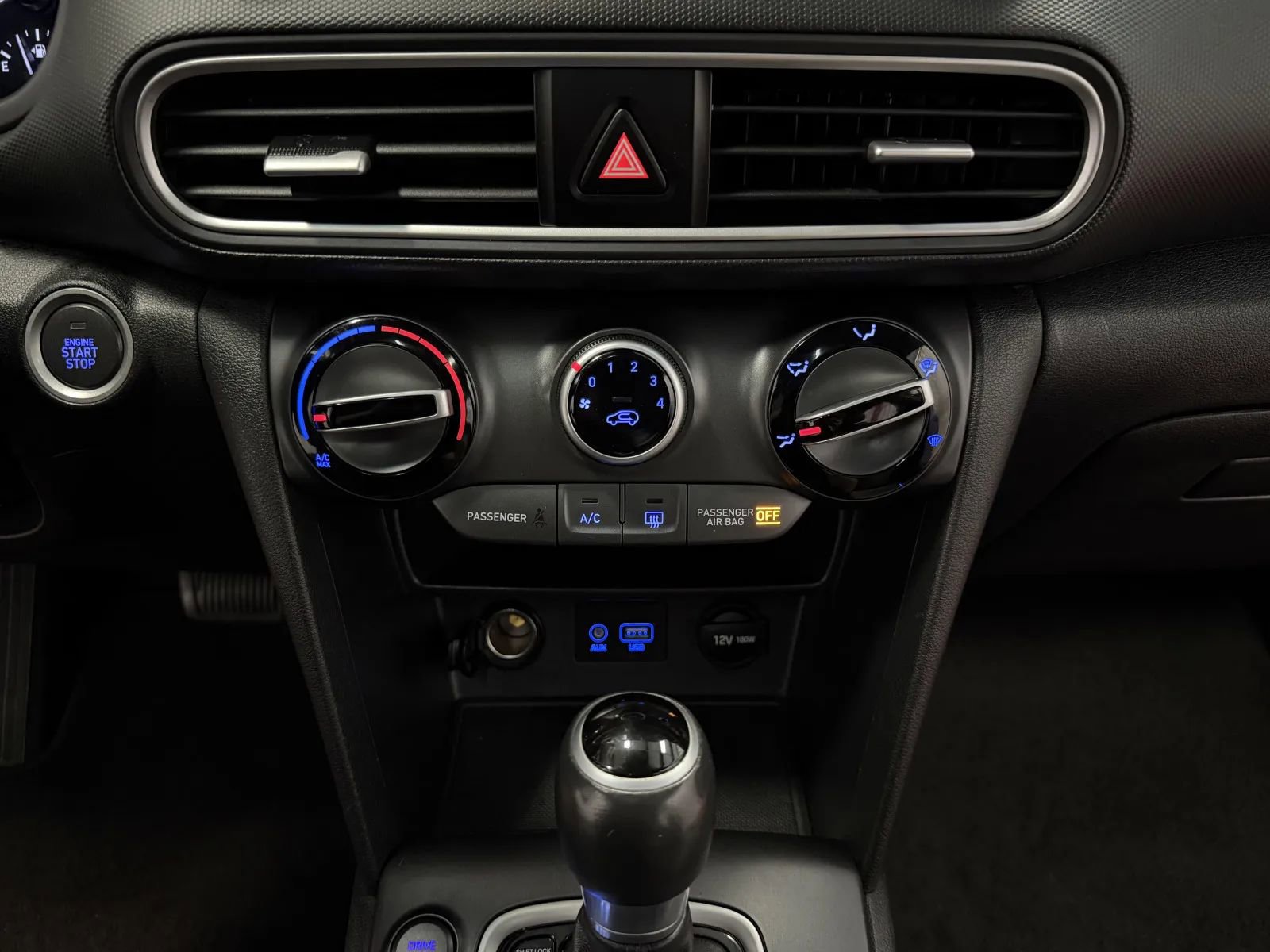 Used 2018 Hyundai Kona SEL w/ SEL Tech Package 02 FWD image 34