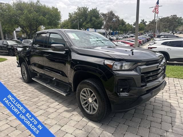 Used 2024 Chevrolet Colorado LT w/ LT Convenience Package RWD image 14