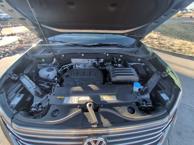 Used 2025 Volkswagen Atlas SE image 37