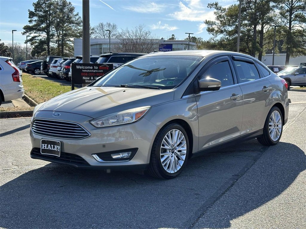 Used 2015 Ford Focus Titanium w/ Titanium Cold Weather Package image 23