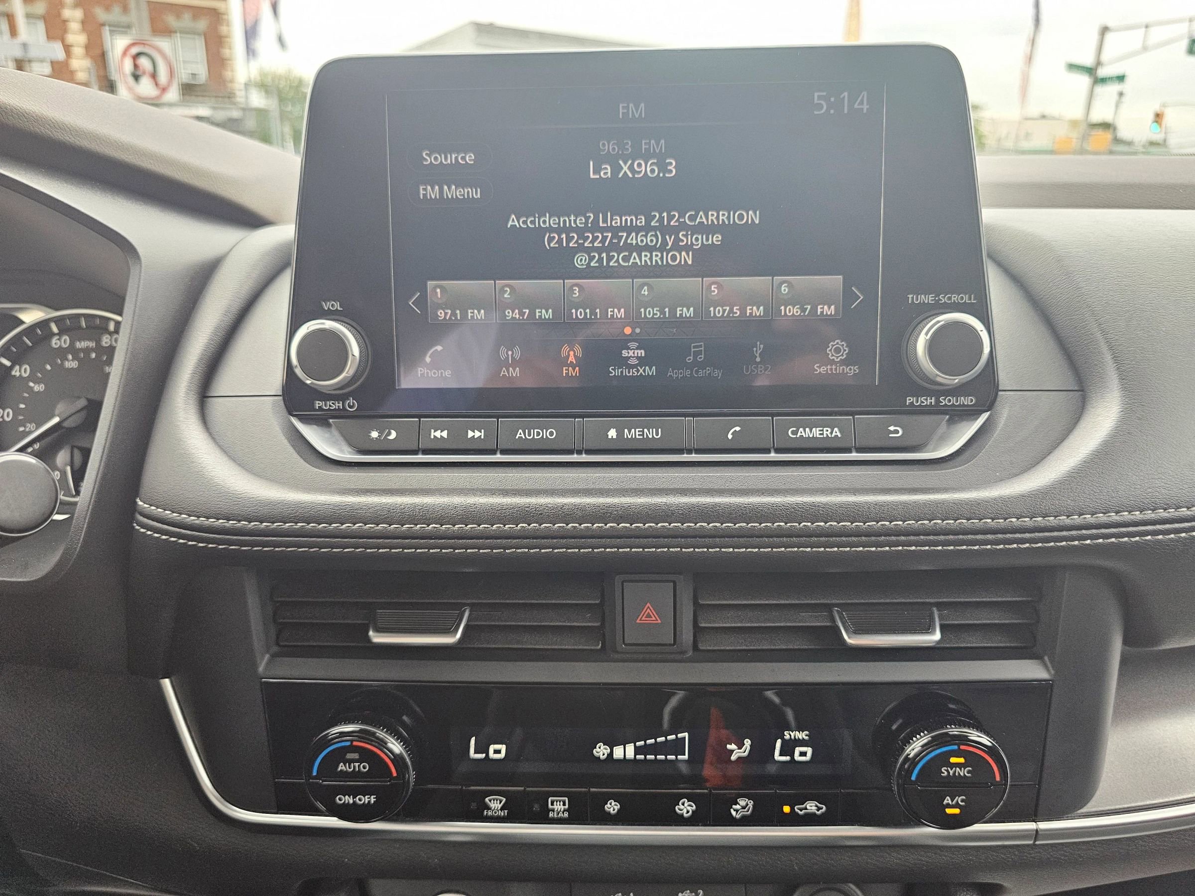 Used 2023 Nissan Rogue SV image 23