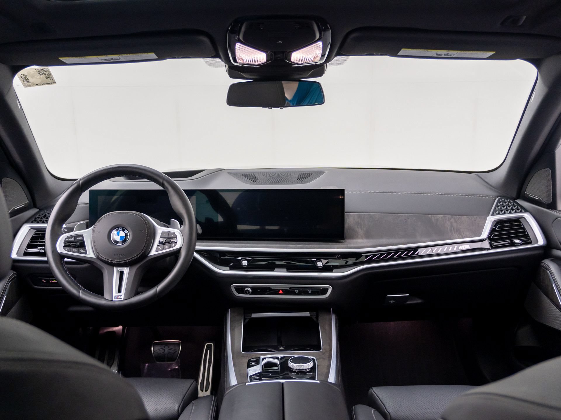 Used 2024 BMW X5 M60i AWD/4WD image 9