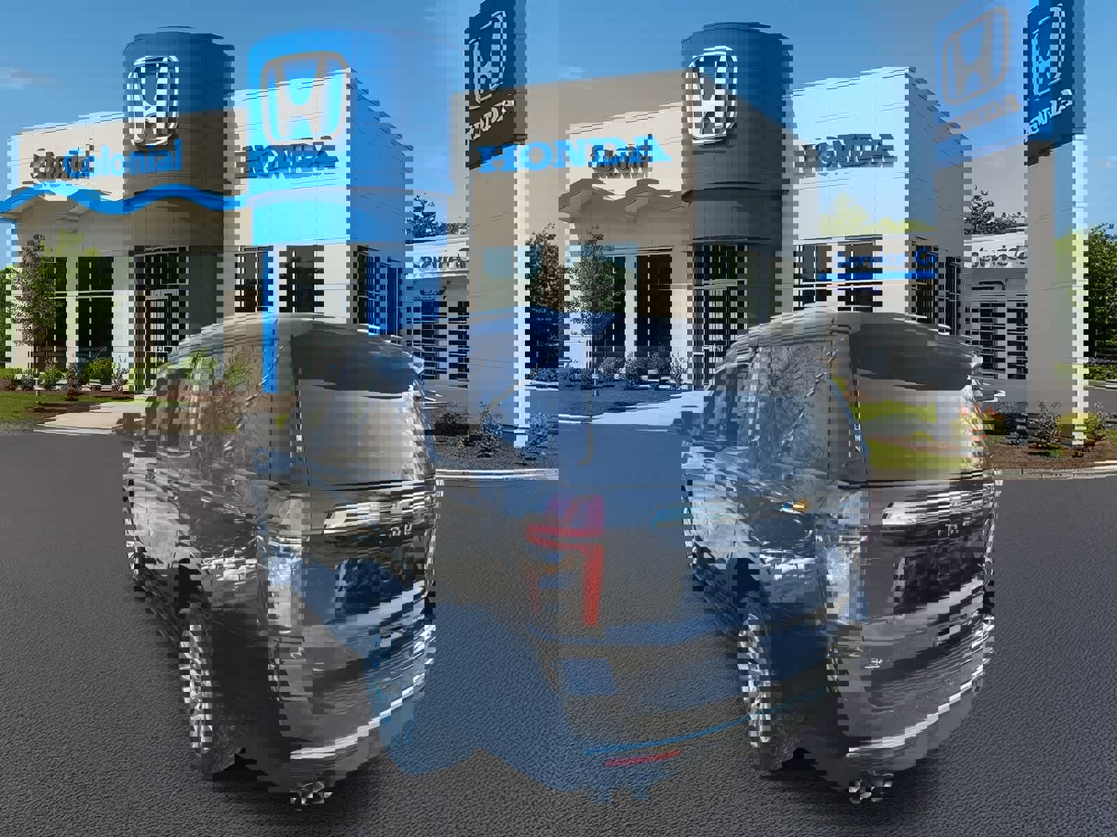 Used 2021 Chevrolet Tahoe Premier image 4