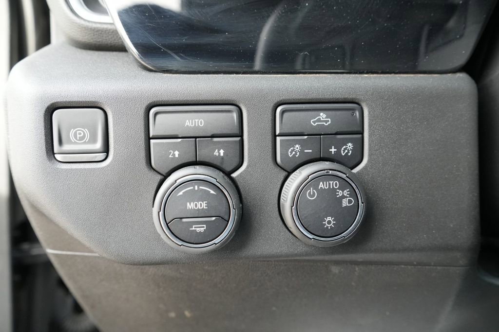 Used 2022 Chevrolet Silverado 1500 LT image 26