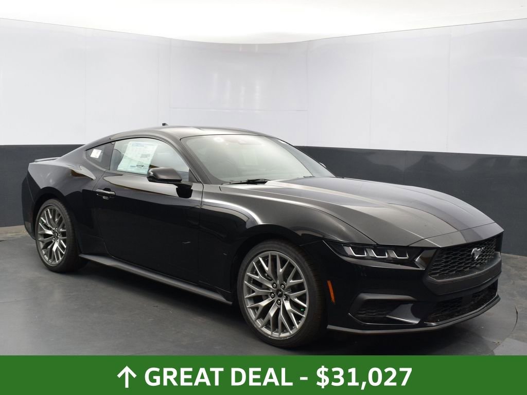 Used 2024 Ford Mustang Premium image 4