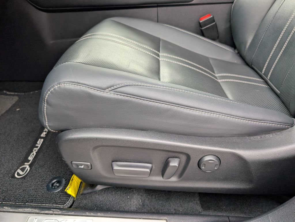 Used 2020 Lexus RX 350 FWD w/ Luxury Package image 10