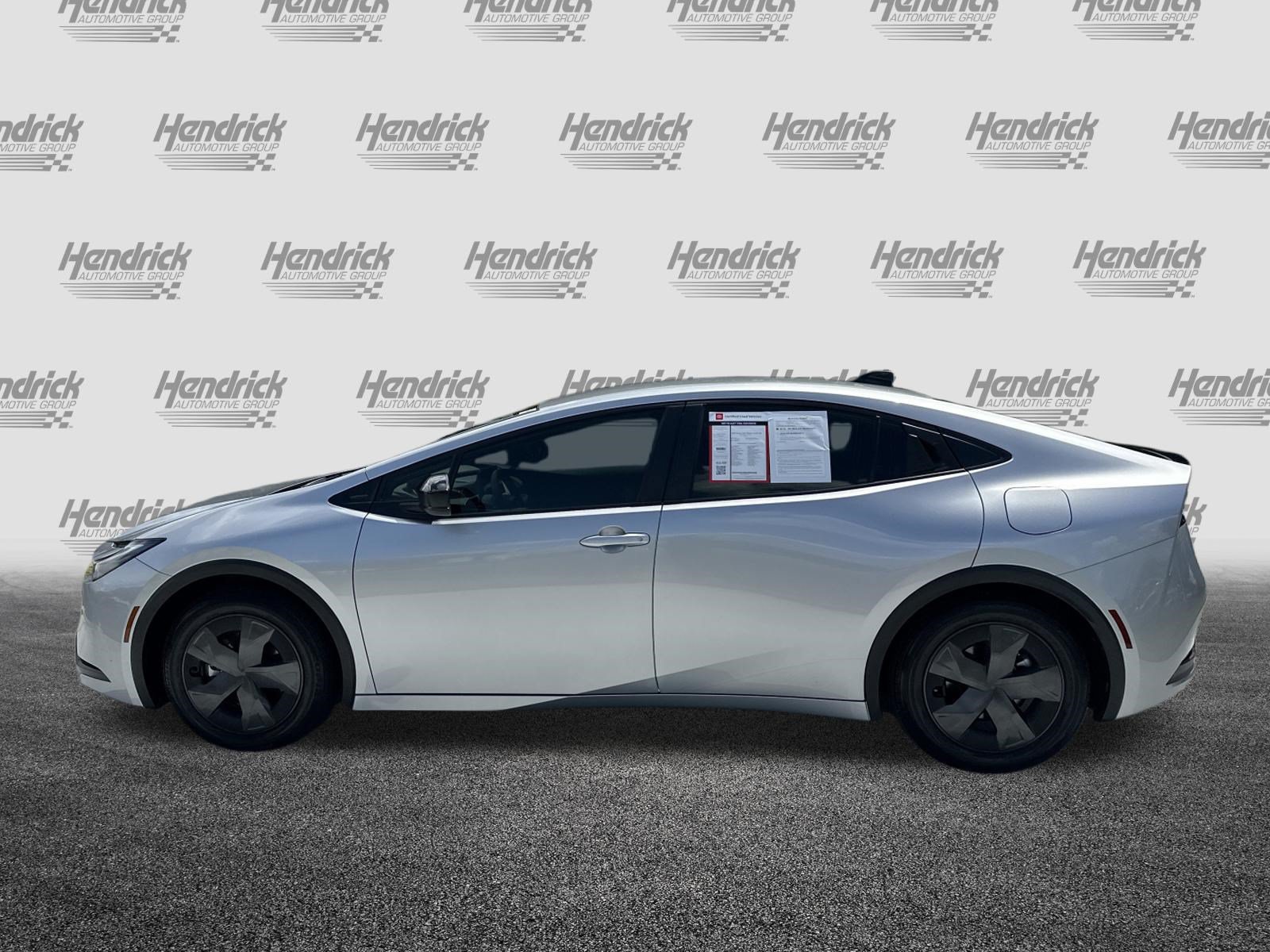 Certified 2026 Toyota Prius Plug-In Hybrid FWD image 7