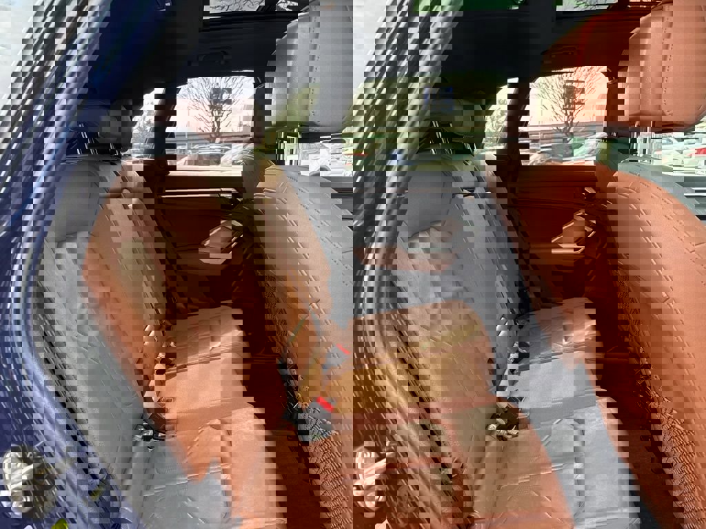 Used 2020 Audi Q3 2.0T Premium w/ Convenience Package image 28