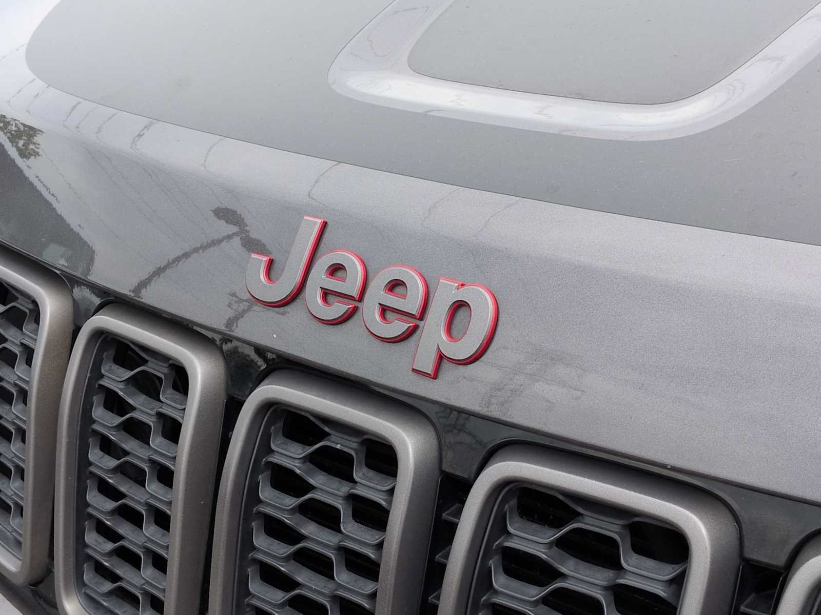 Used 2017 Jeep Grand Cherokee Trailhawk AWD/4WD image 12