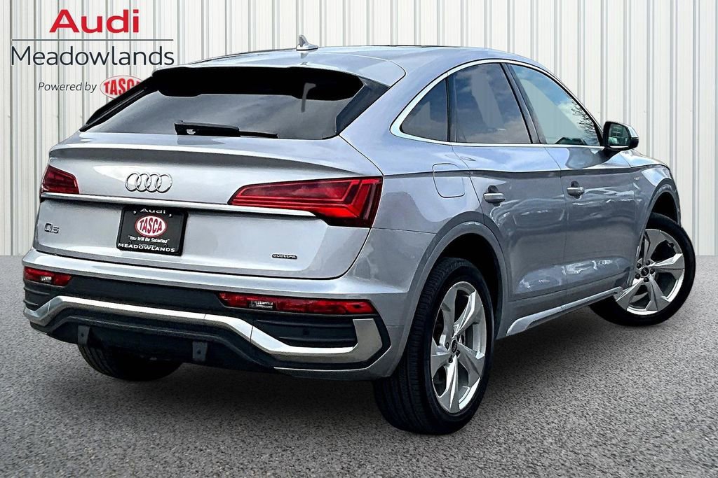 Used 2023 Audi Q5 2.0T Premium w/ Convenience Package image 6