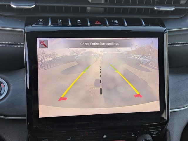 Used 2023 Jeep Grand Cherokee L Limited w/ Trailer Tow Group (B) image 16