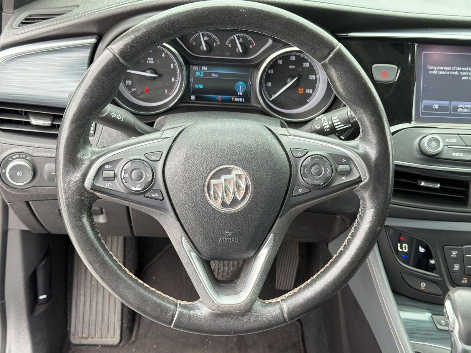 Used 2020 Buick Envision Essence image 17