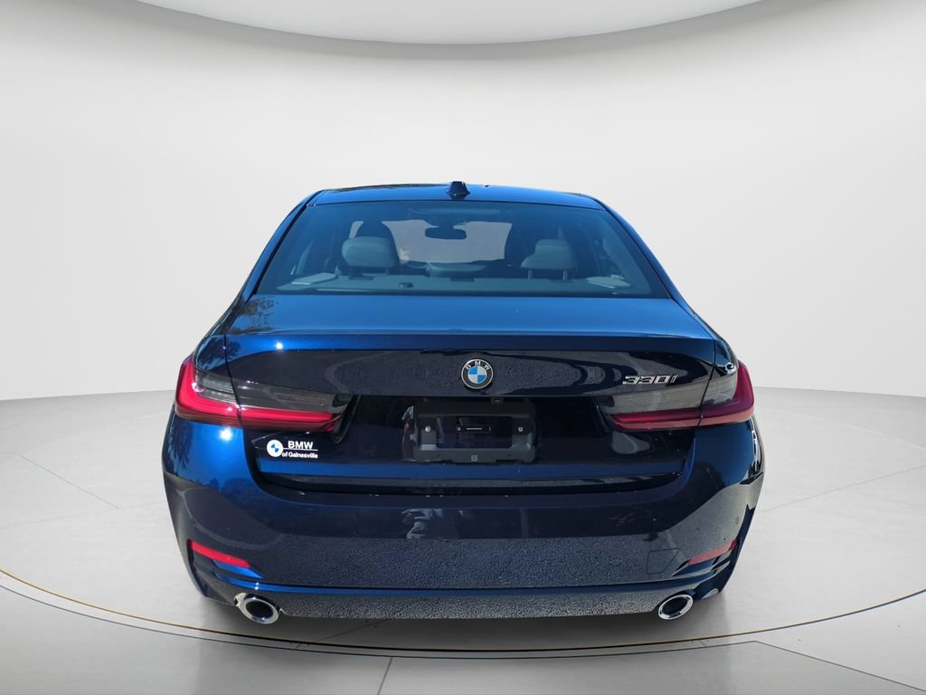 New 2026 BMW 330i Sedan w/ Premium Package RWD image 6