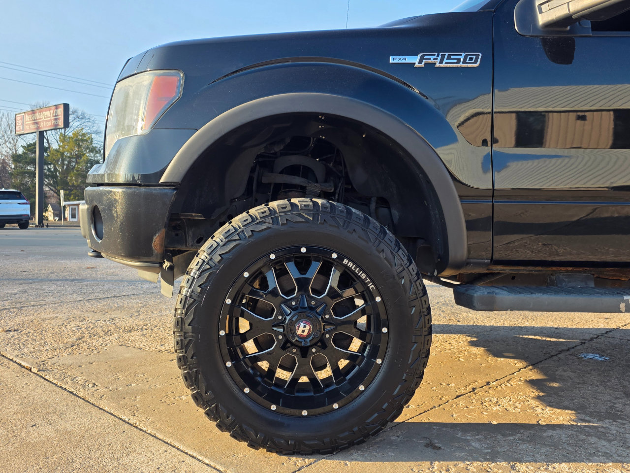 Used 2014 Ford F150 FX4 w/ Equipment Group 401A Mid image 25