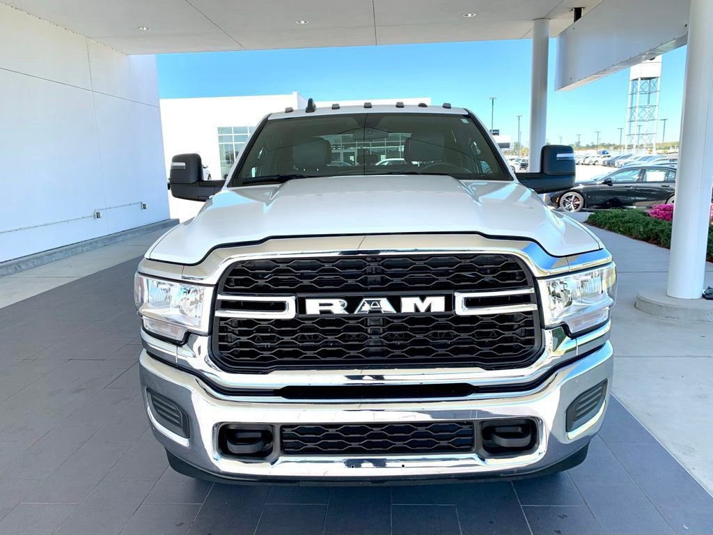 Used 2024 RAM 2500 Tradesman w/ Chrome Appearance Group image 2