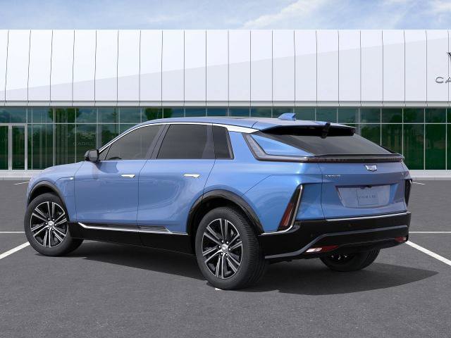 New 2027 Cadillac Lyriq Luxury w/ LPO, Floor Liner Package AWD/4WD image 4
