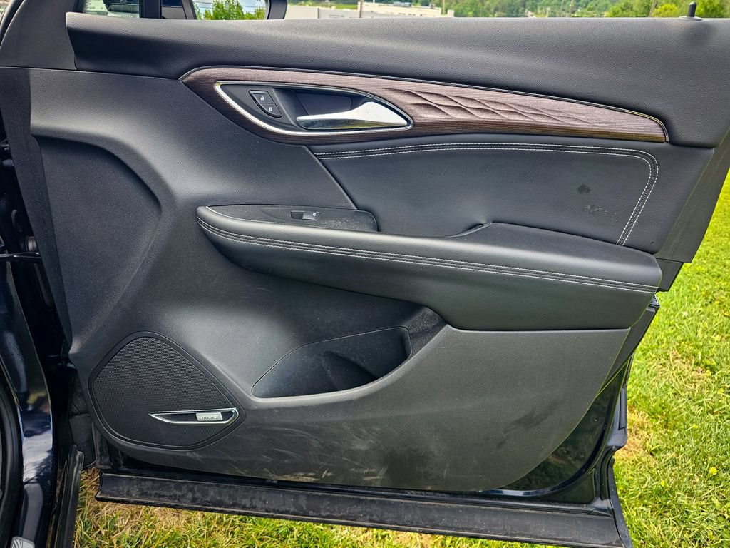 Used 2021 Buick Envision Avenir AWD/4WD image 43