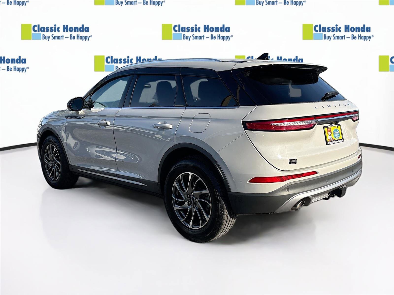 Used 2021 Lincoln Corsair Standard w/ Towing Package I image 5
