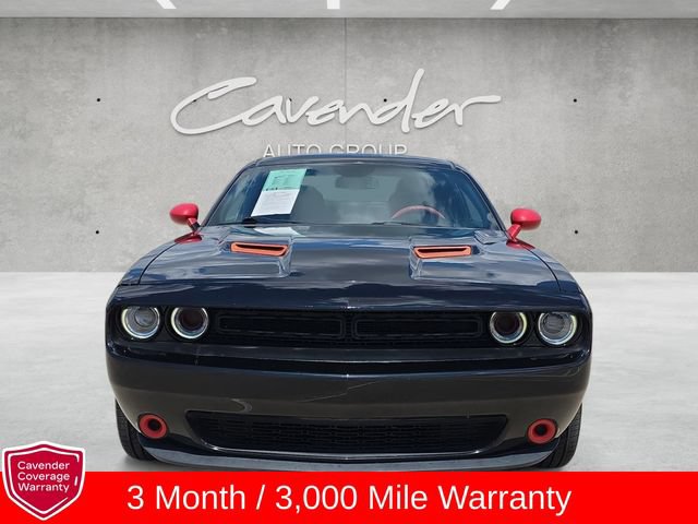 Used 2020 Dodge Challenger SXT RWD image 18