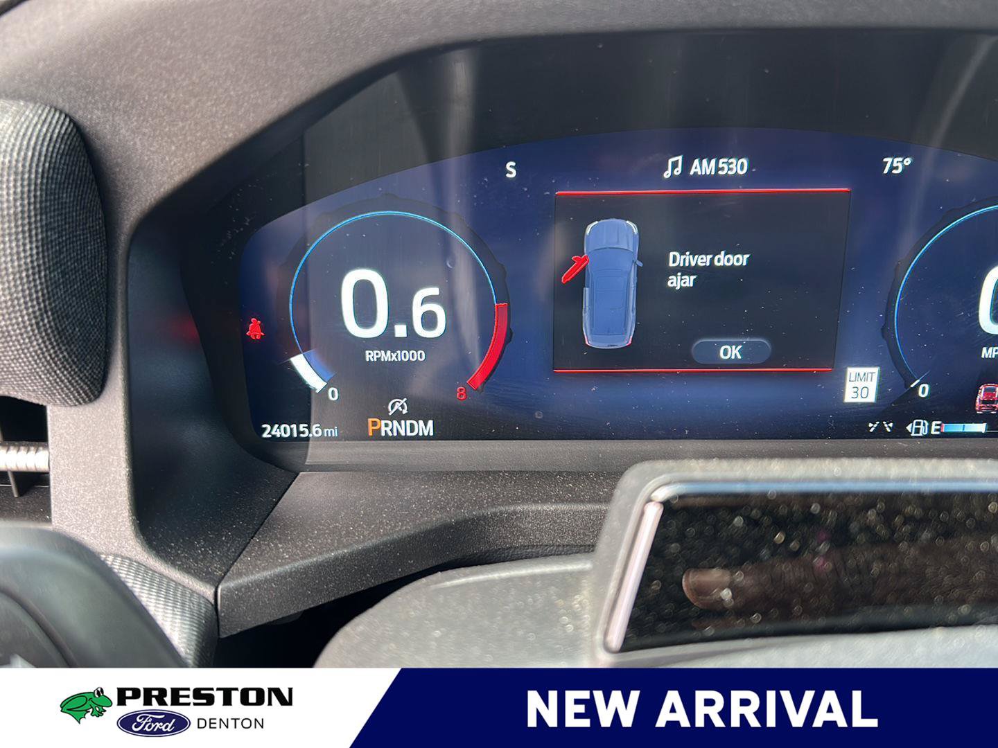 Used 2025 Ford Explorer ST AWD/4WD image 9