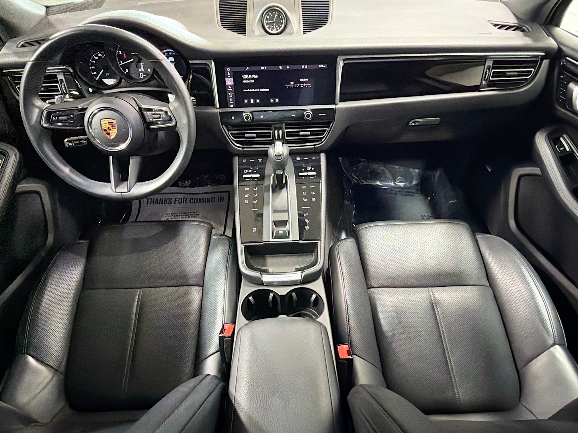 Certified 2023 Porsche Macan AWD/4WD image 16