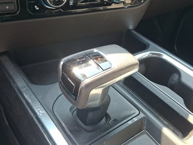 Used 2022 Chevrolet Silverado 1500 LTZ AWD/4WD image 16