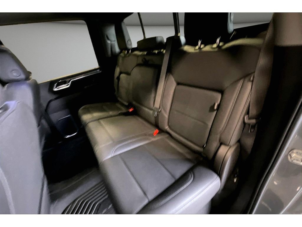 Used 2026 Chevrolet Silverado 2500 LTZ w/ LTZ Convenience Package AWD/4WD image 27