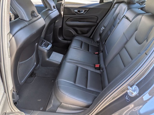 Used 2023 Volvo S60 T8 Plus image 20