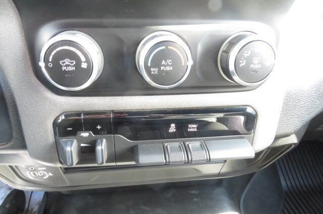 Used 2022 RAM 3500 Tradesman image 18