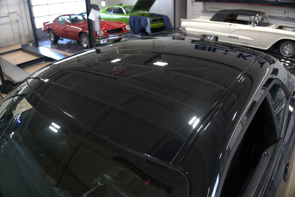 Used 2014 Dodge Challenger SRT8 w/ Harman/Kardon Audio Group image 15