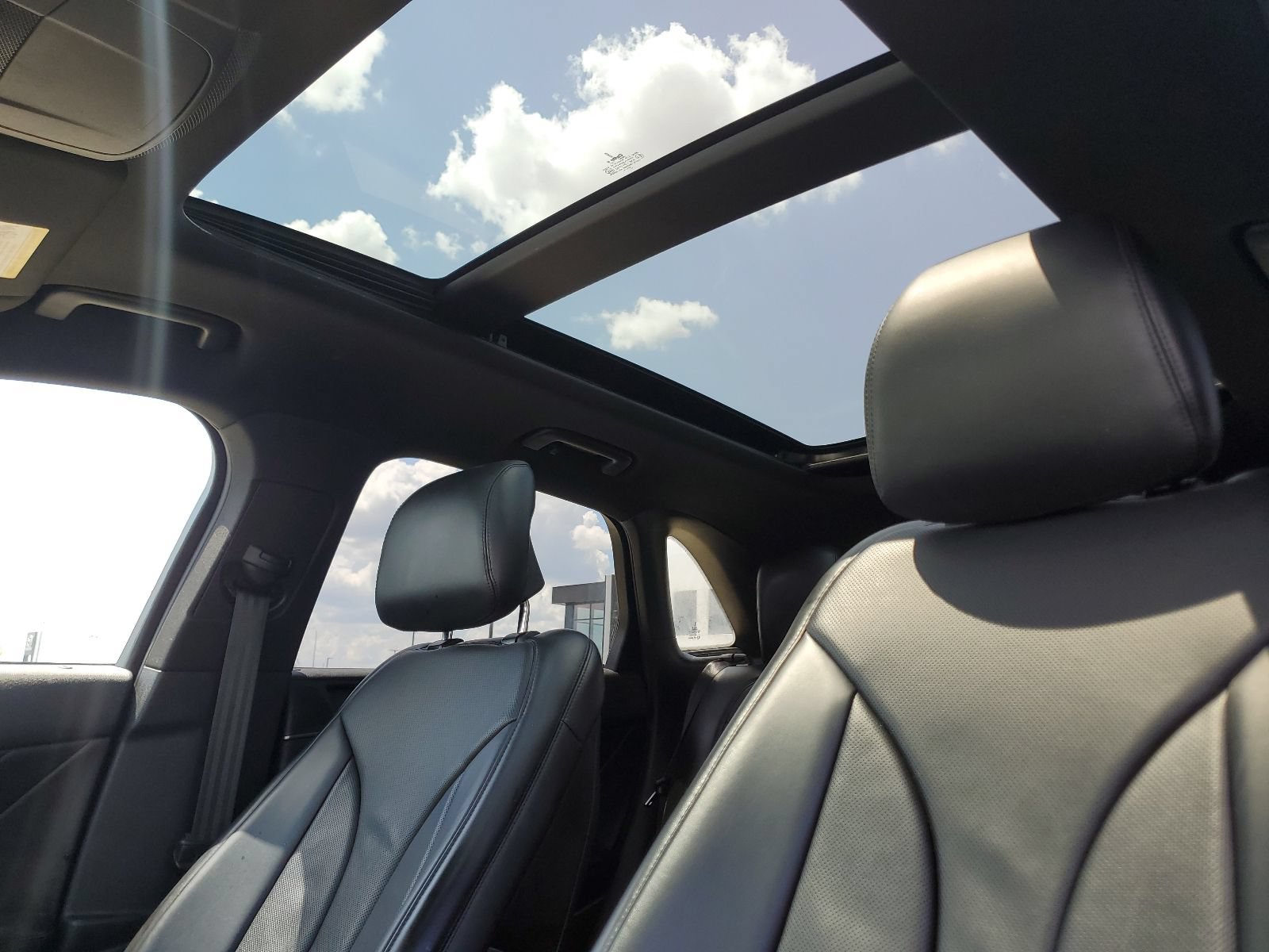 Used 2018 Lincoln MKC Reserve AWD/4WD image 38
