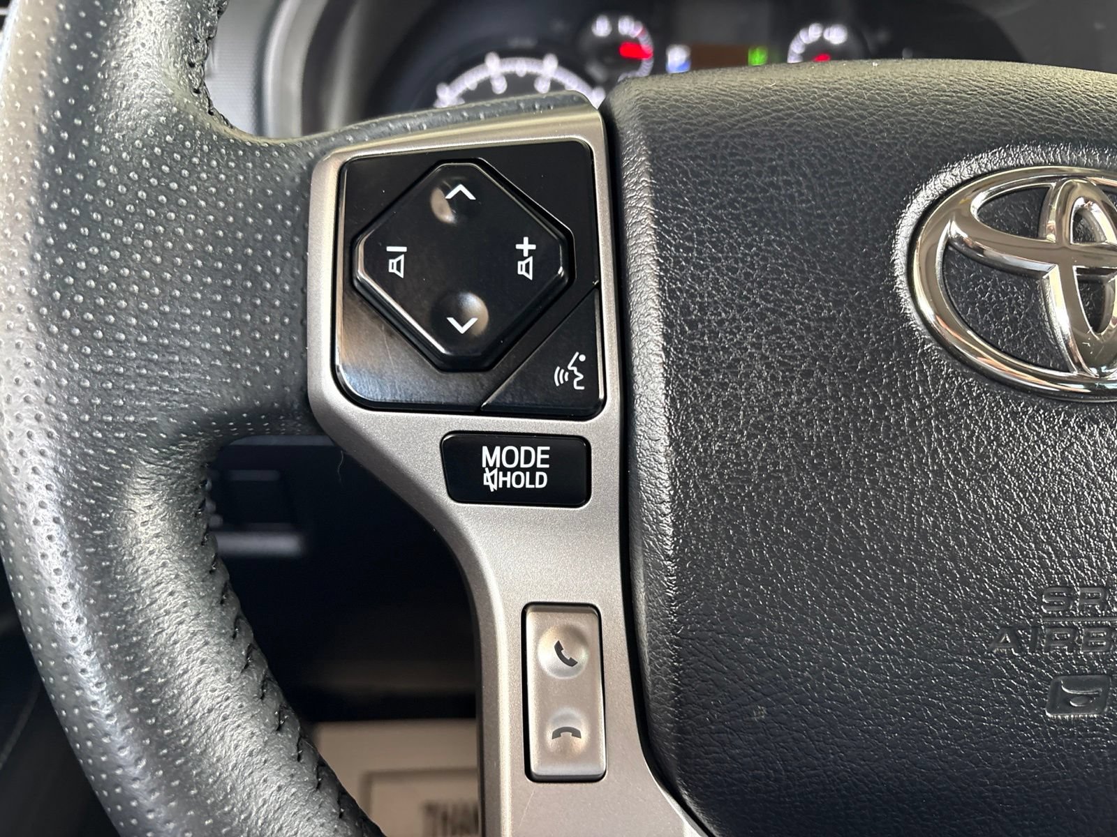Used 2021 Toyota 4Runner SR5 Premium w/ Moonroof Package RWD image 27