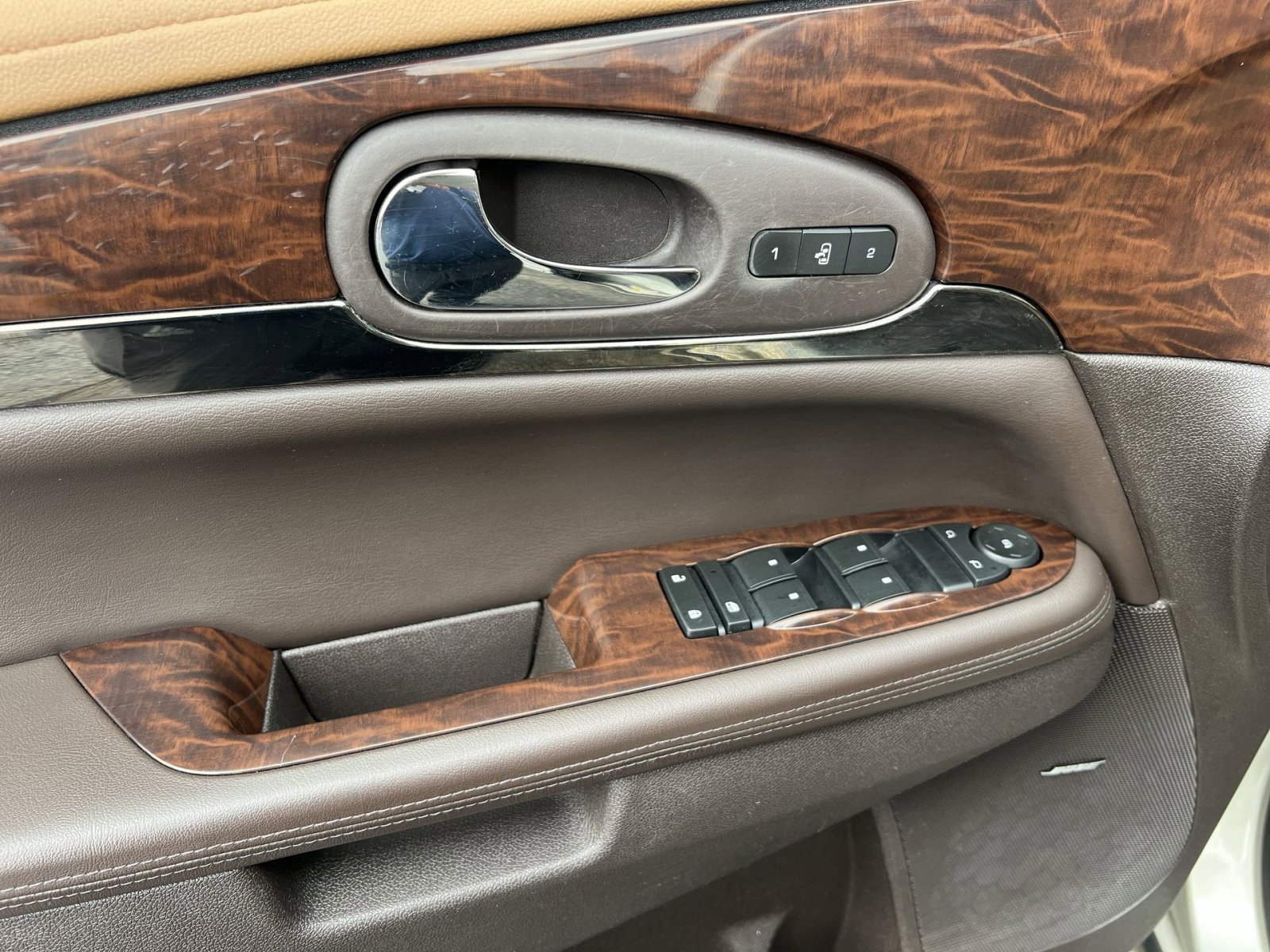 Used 2016 Buick Enclave Leather FWD image 23