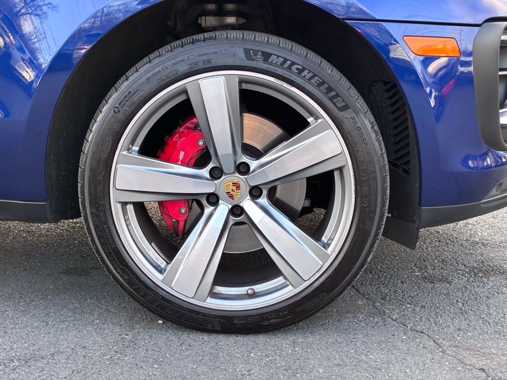 Used 2023 Porsche Macan S AWD/4WD image 61