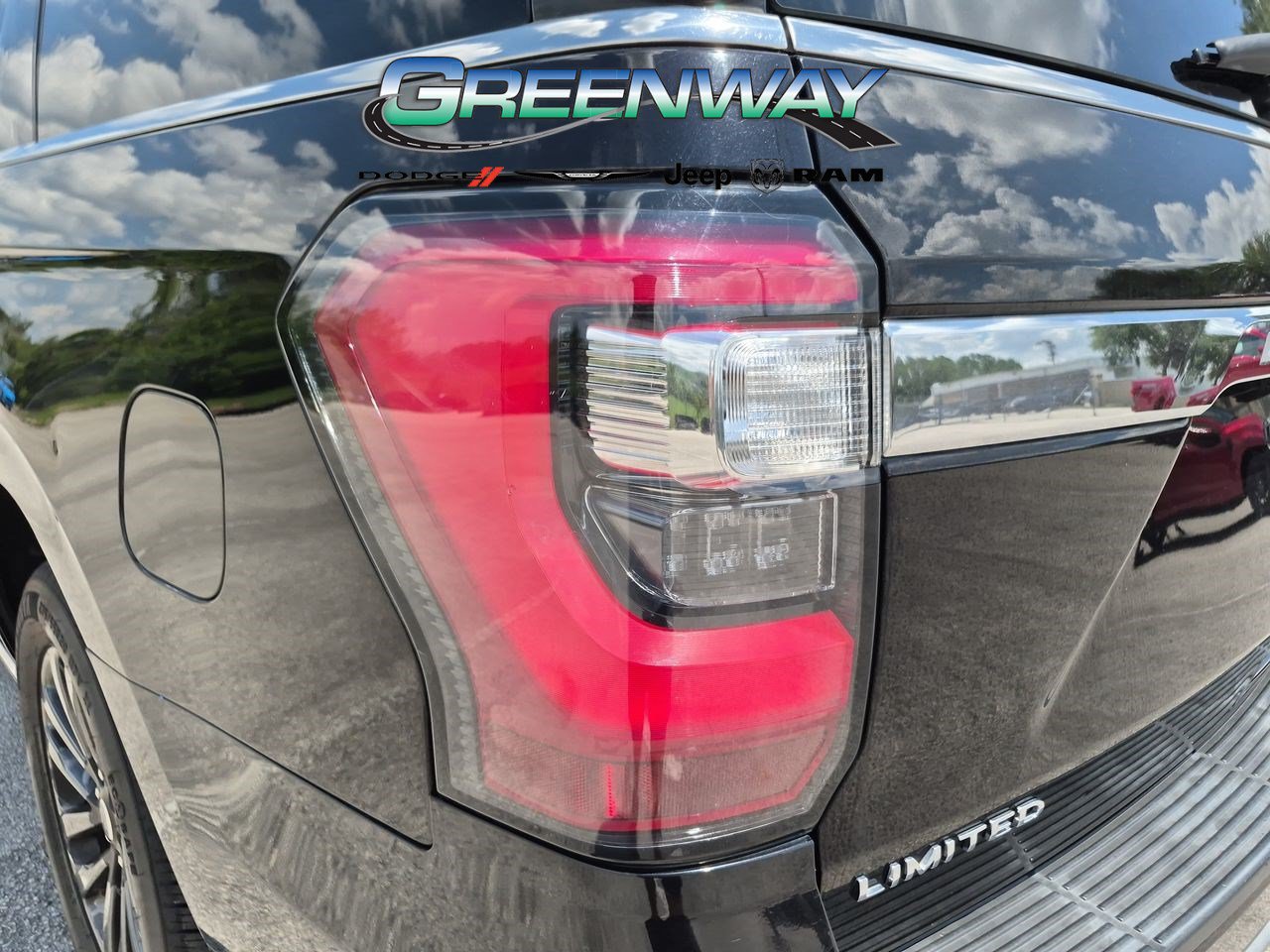 Used 2021 Ford Expedition Max Limited RWD image 6