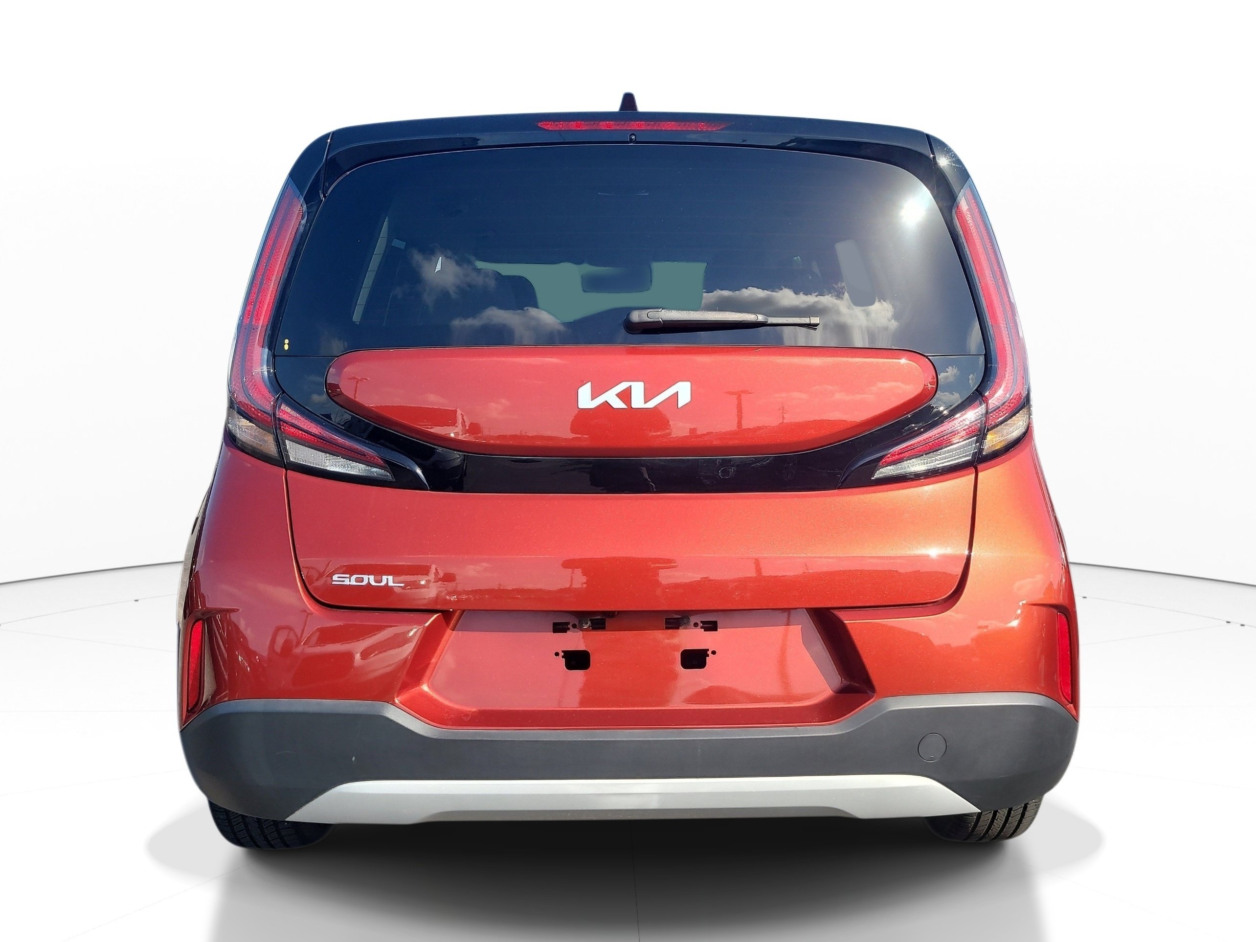 Used 2023 Kia Soul LX FWD image 5