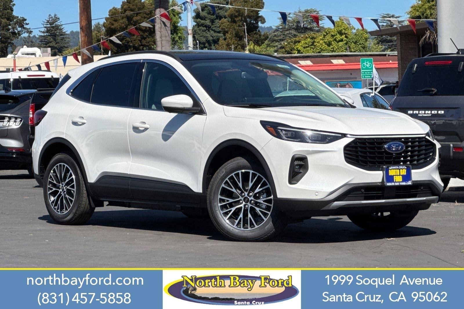 New 2025 Ford Escape FWD w/ PHEV Premium Package