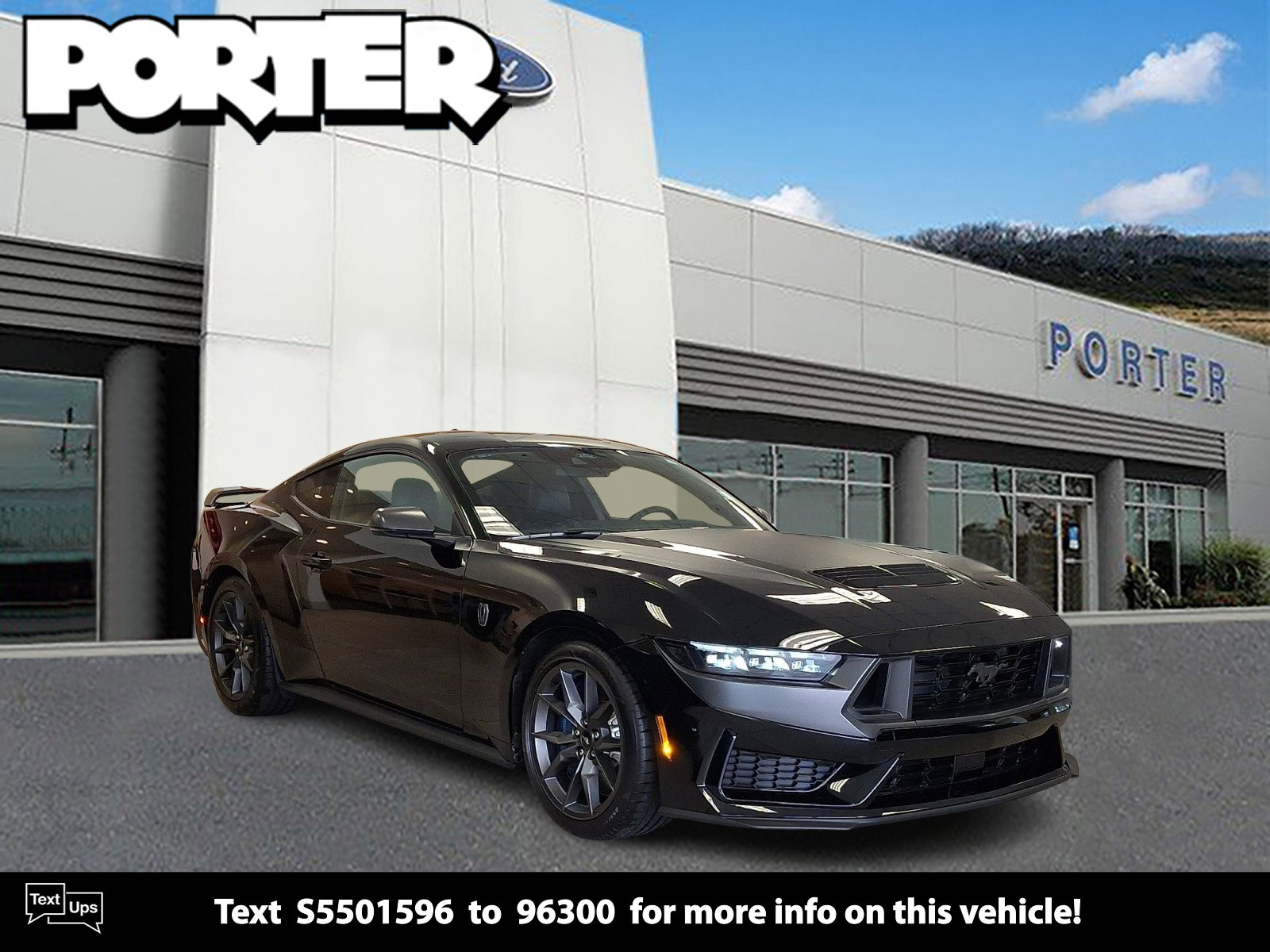 Used 2025 Ford Mustang Dark Horse image 1