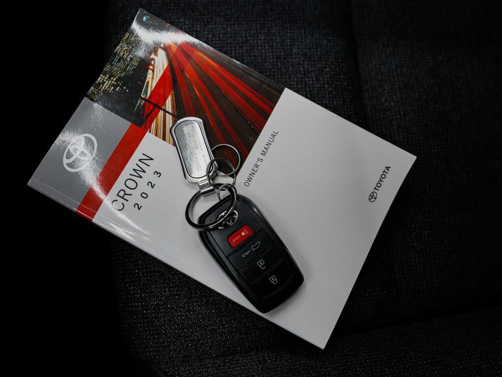 Used 2023 Toyota Crown XLE image 20