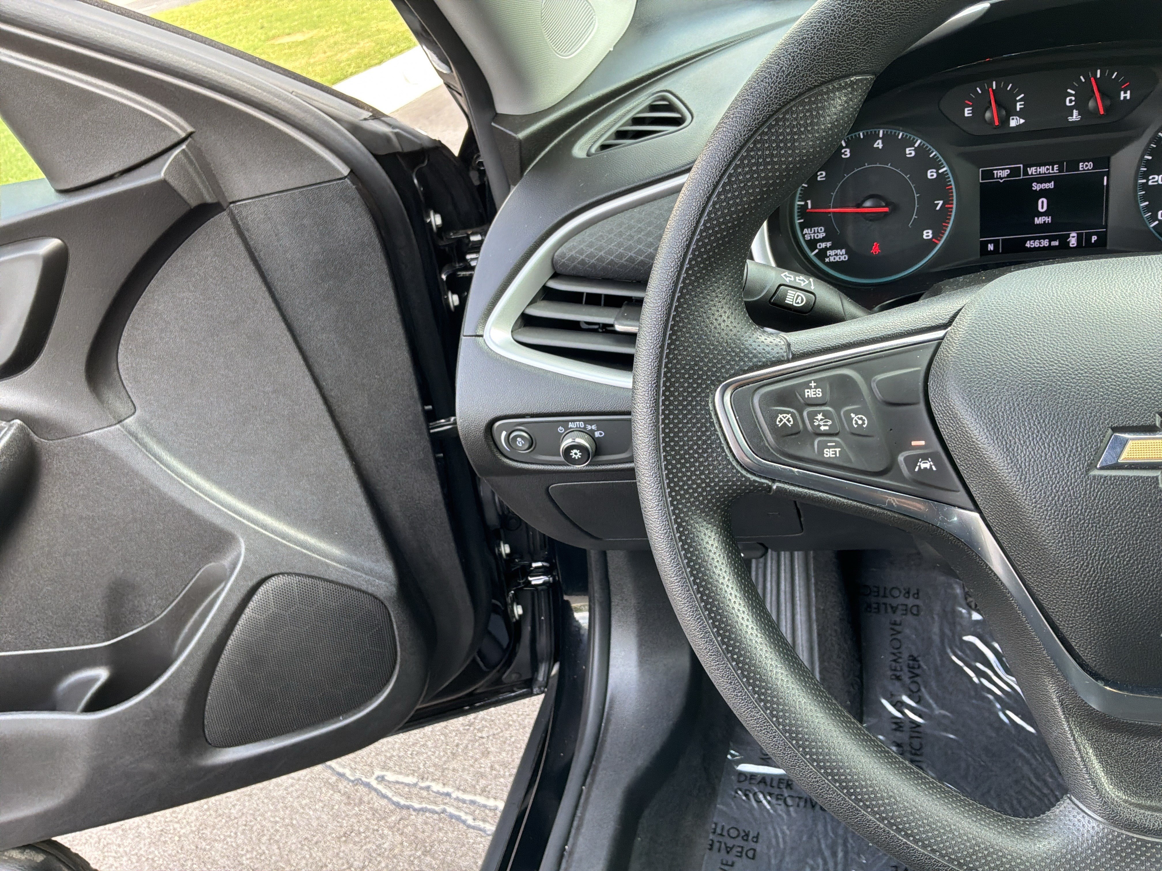 Used 2025 Chevrolet Malibu LT FWD image 19