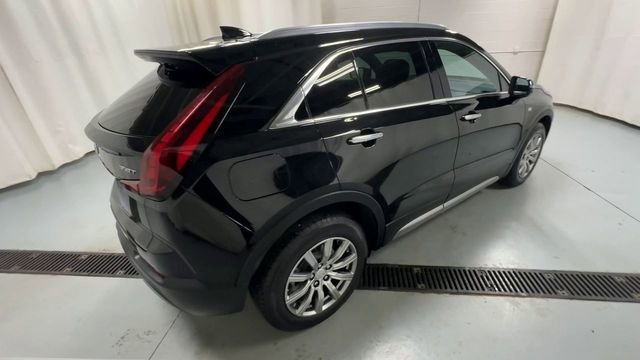 Used 2022 Cadillac XT4 Premium Luxury w/ Technology Package AWD/4WD image 8