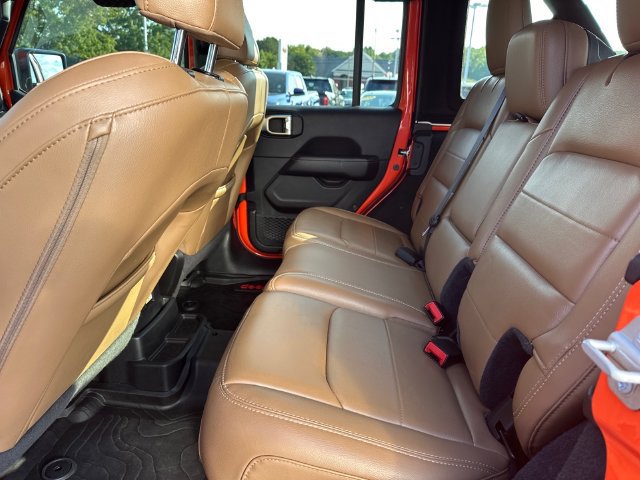 Used 2020 Jeep Wrangler Unlimited Sahara AWD/4WD image 16