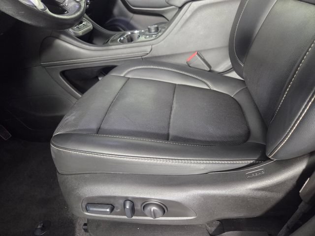 Used 2021 GMC Acadia SLT w/ Elevation Edition FWD image 11