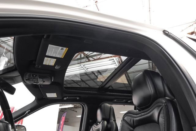 Used 2021 Lincoln Navigator Reserve w/ Luxury Package image 5
